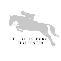 Frederiksborg Ridecenter, Hillerød åbningstider