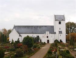 Store Tåstrup Kirke i Store Merløse (Tåstrup) åbningstider