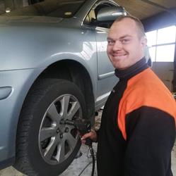 Lønborg Autocenter i Tarm (Lønborg) åbningstider