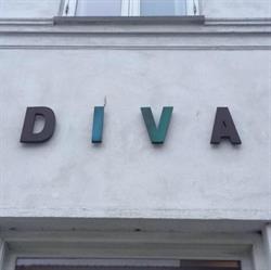 Diva, Middelfart åbningstider