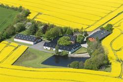 Møbel Gården i Klovborg (Rishede) åbningstider