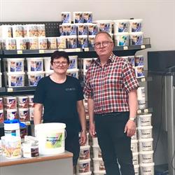 Maler S Lager I/S v/Peter Hvitfeldt Kimbel & Pia Hvitfeldt Petersen i Ølstykke (N) åbningstider