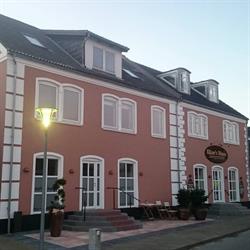 Allan'S Diner, Ansager åbningstider