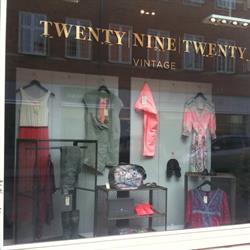 Twenty Nine Twenty, Charlottenlund åbningstider