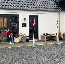 Loppebutikken Helsinge, åbningstider