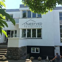 Næstved Mægleren, åbningstider