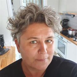De gode hænder, Årslev åbningstider