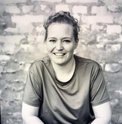 Mette Frostholm, Horsens åbningstider