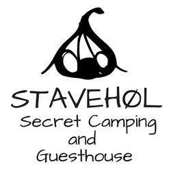 Stavehøl secret camping and guesthouse, Gudhjem åbningstider