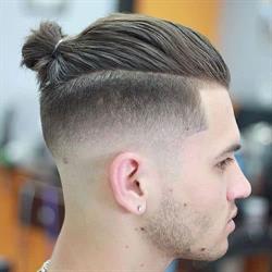 Frisør Salon Luxx, Holbæk åbningstider