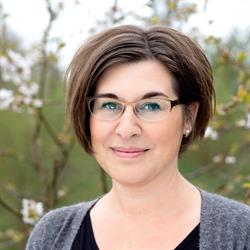 Kramm Jura For Dig ApS, Hobro åbningstider