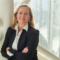 Christiane Meulengracht - Leadership Performance Coach, Mentaltræner og Speaker, Hellerup åbningstider