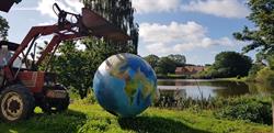 Is På Toppen, Knebel åbningstider