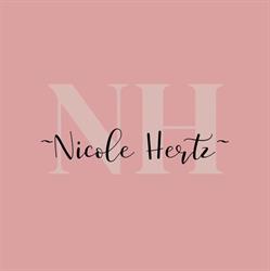 Nicole Hertz - nicoles univers mindfulness, hypnose, coaching, kvindecirkelguide og pædagog, Aabenraa åbningstider