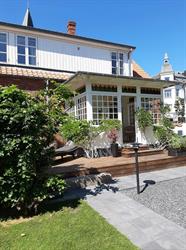 Holsteinshus B&B, Odder åbningstider