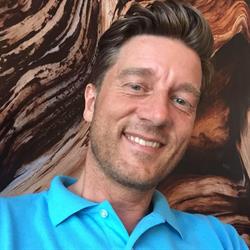 Frisør Belmondo i Odense (M) åbningstider