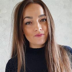 Malene Guldbach, Greve åbningstider