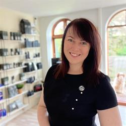 Care & Beauty By Albjerg, Nyborg åbningstider