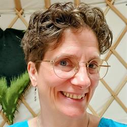 Pia Poulsen, Galten åbningstider
