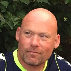 Den Skaldede Pudser, Jægerspris åbningstider