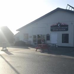 Slusens Fisk og Røgeri ApS, Hvide Sande åbningstider