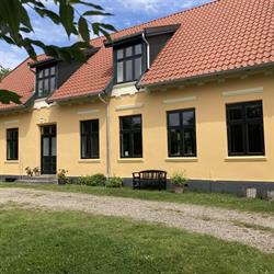 StrandgaardenTisvilde, Tisvildeleje åbningstider