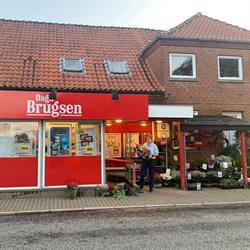 Dagli'Brugsen, Øster Assels åbningstider