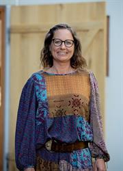 Shanti Indre Ro, Broager åbningstider