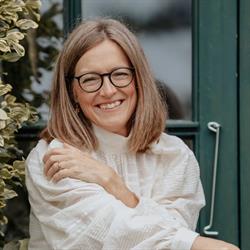 Anja Enggren - Sorgrådgiver & Stresscoach, Allerød åbningstider