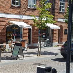 Frisør Sarbast, Grindsted åbningstider