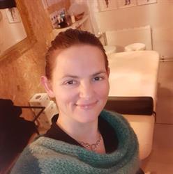 Sarah Zastrozny Massage, Odder åbningstider