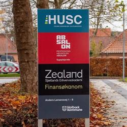 HUSC - Holbæk Uddannelses- og Studiecenter, åbningstider