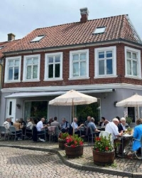 Restaurant Apoli, Nyborg åbningstider