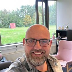 Ole Kollerup, Greve åbningstider