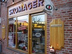 Skomageren, Nibe åbningstider
