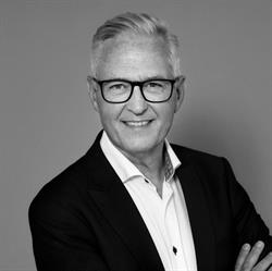 Frisør Johnny Brink, Bindslev åbningstider