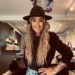 Frisør Tina Kirk, Skævinge åbningstider