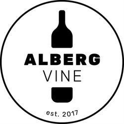 Alberg Vine, Kolind åbningstider