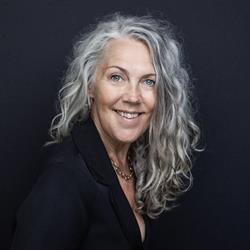 Laila Versemann Photography, Holbæk åbningstider