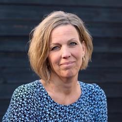 Din vej - v/ Heidi Maria. Reiki healing, lifecoaching, spirituel rådgivning og mindfulness, Odder åbningstider