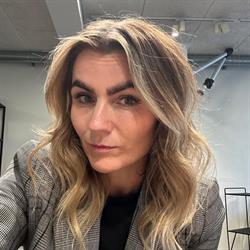 Salon M, Brovst åbningstider