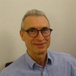 Laust Nielsen, Them åbningstider