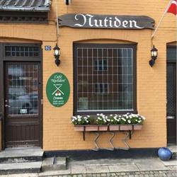 Cafe Nutiden V/ Brian Ipsen i Nykøbing F (N) åbningstider