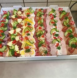 Hjallerup Bageri, åbningstider
