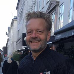 Lars Glad i København (K) åbningstider