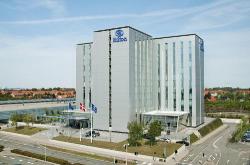 Hilton Copenhagen Airport Hotel i Kastrup (N) åbningstider