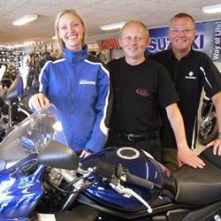 Larsen Motorcykler, Lystrup åbningstider